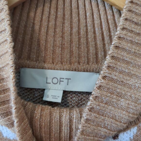 Loft Tan Glittering Rose Gold Cheetah Print Turtle Neck Sweater Size S - Picture 9 of 10